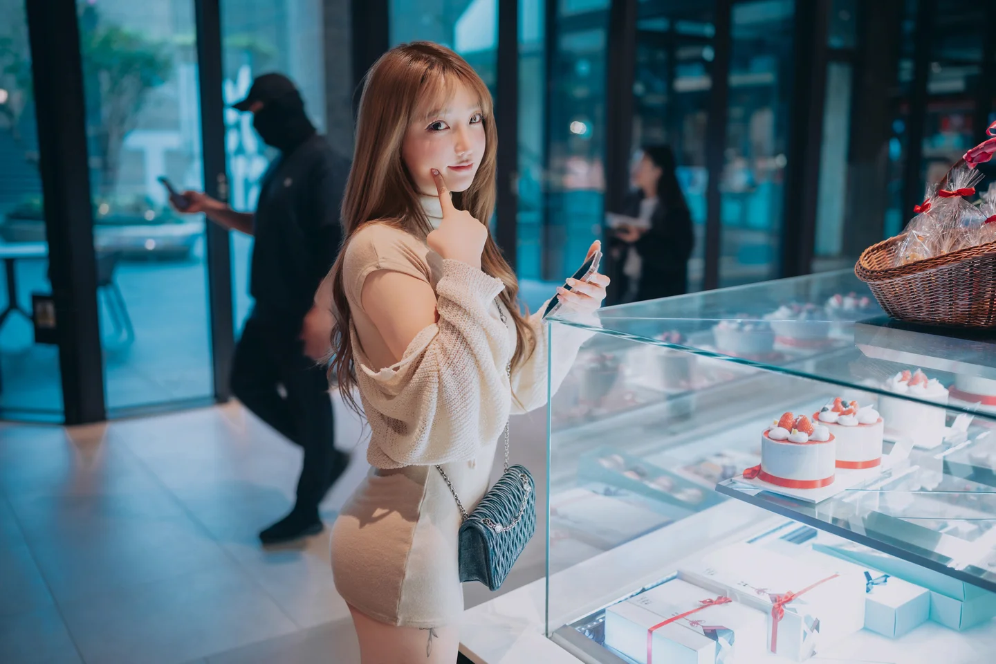 孙乐乐(Son Ye-Eun)-115 Happy Solo Birthday [251P-982MB] tg@simisebaisi 【丝足阁】030.webp